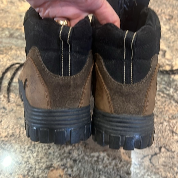 Mt. Everest Boots - Picture 6 of 10